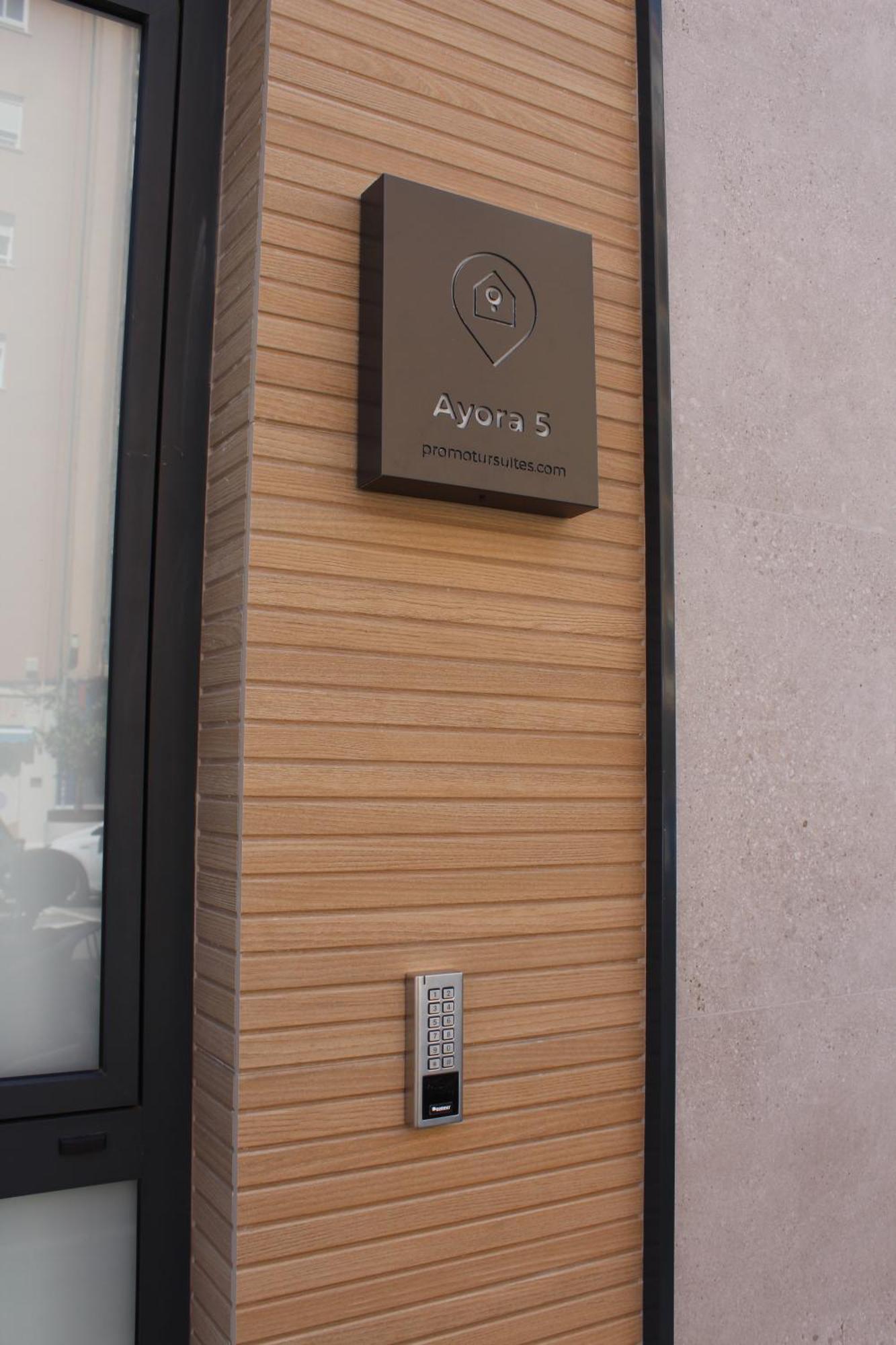Promotur Suites - Ayora Valencia Exterior foto